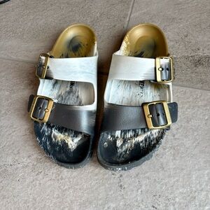 Birkenstock Buckle Sandals
